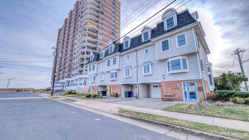 Building Photo - 9100 Atlantic Ave