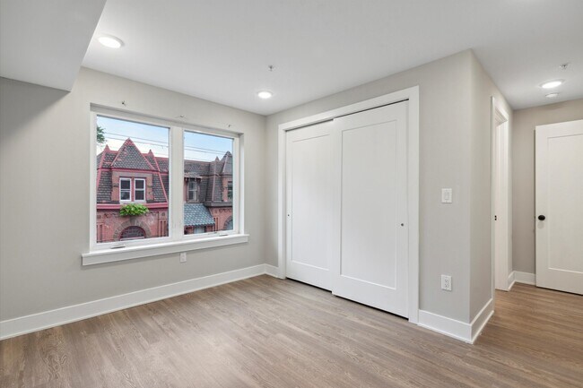 Building Photo - 1511 N 17th St