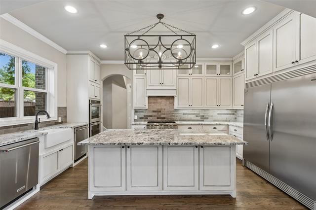 Building Photo - 2737 Farmers Branch Ln