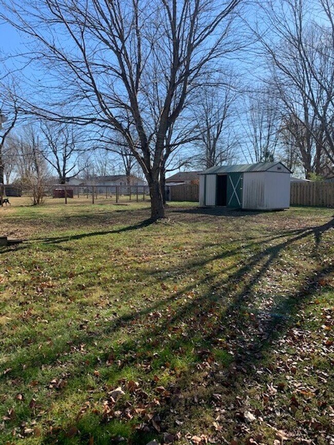 Building Photo - WILLARD 3 Bedroom 2 Bath + Bonus Room
