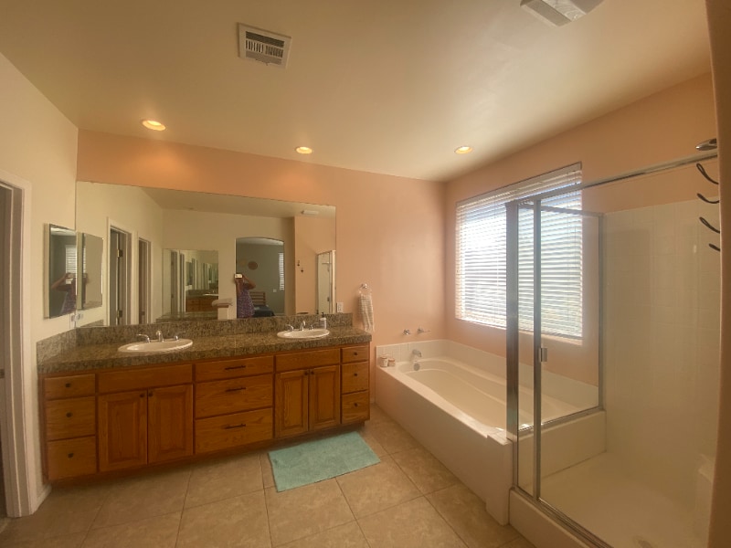 Building Photo - 1013 Eagle Ln