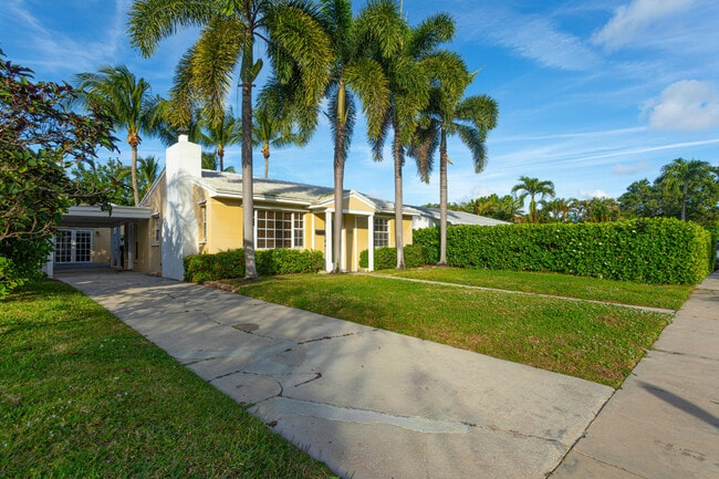 Building Photo - 245 Cortez Rd