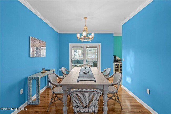 Building Photo - 297 Bayview Ave