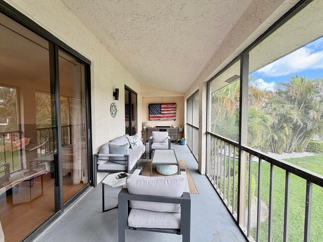 Building Photo - 7935 La Mirada Dr