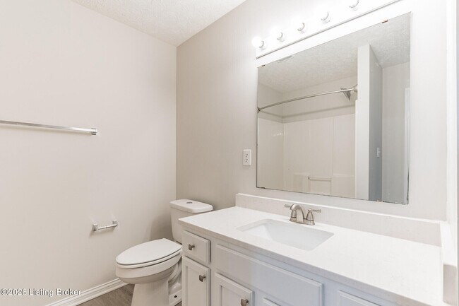 Building Photo - 7121 Blue Stream Ct