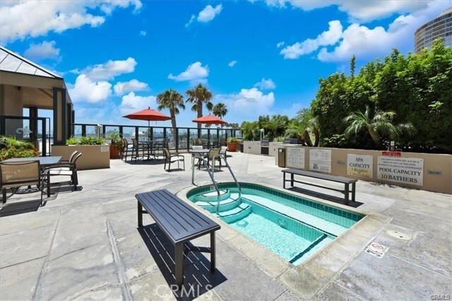 Building Photo - 850 E Ocean Blvd