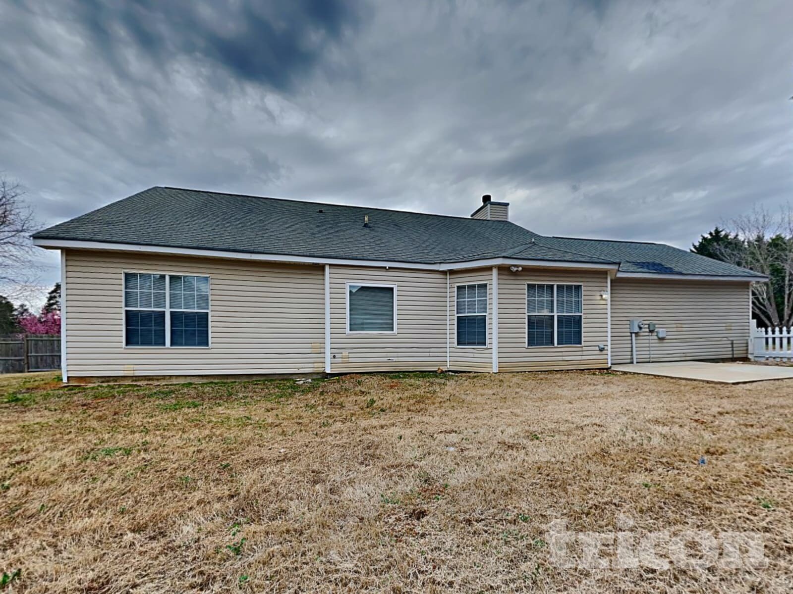 Building Photo - 616 Magnolia Dr