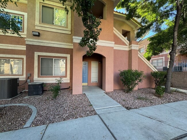 Primary Photo - Ground Floor Unit with Tile Floors & Commu...