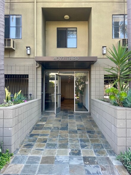 Building Photo - 4077 3rd Ave