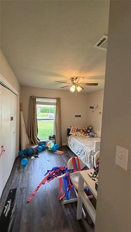 Building Photo - 618 Shadyglen Dr