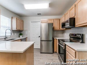 Building Photo - 101 Saddle Club Cir