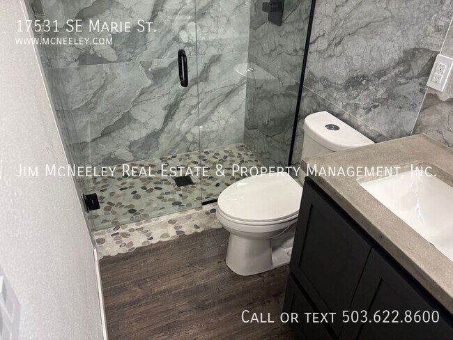 Building Photo - 17531 SE Marie St