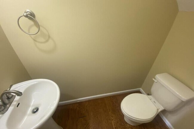 Building Photo - 3 Bedroom Townhouse in Cornerstone