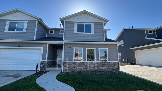 Building Photo - 8044 N Clydesdale Dr