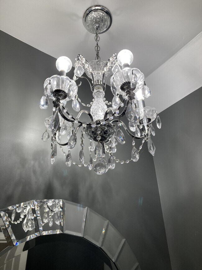 Building Photo - 41645 Copper Creek Dr