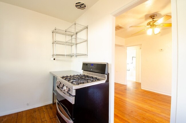 Building Photo - Iconic Sam Hughes Bungalow! Steps away from University of Arizona Main Campus!