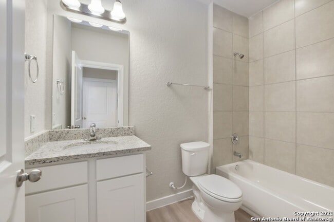 Building Photo - 1 month free APRIL at Stadium Pointe- Tucked Away & Spacious in Northwest SA