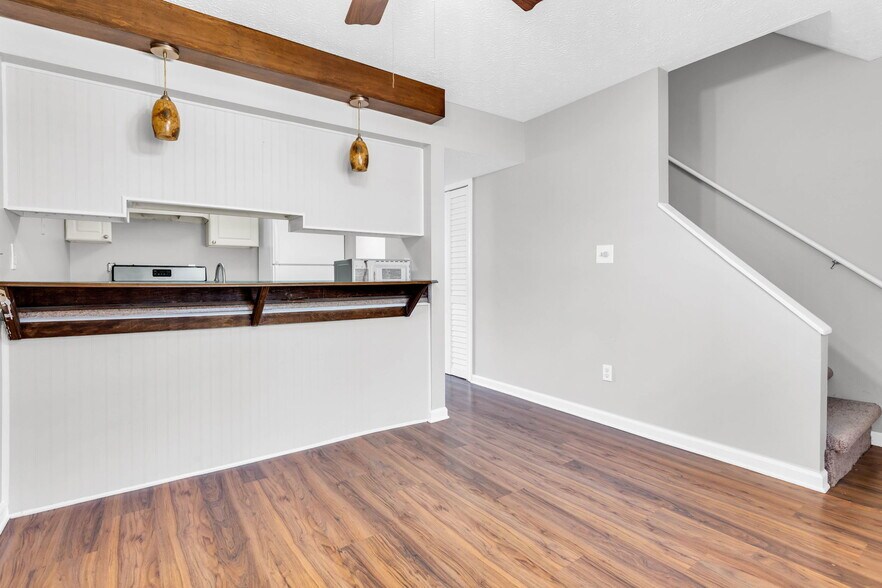 Building Photo - 46 Country Pl Ct