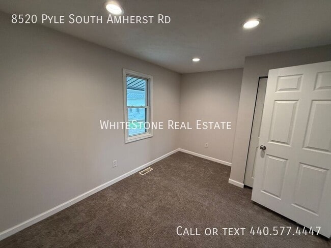 Building Photo - 8520 Pyle South Amherst Rd