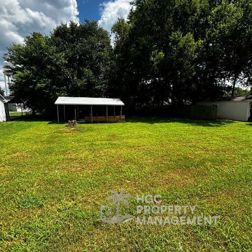 Building Photo - 707 Magnolia Dr
