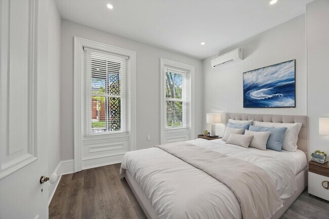 Building Photo - Luxury 2BR/1BA Apartment in the Heart of D...