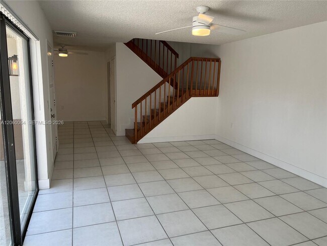 Building Photo - 9105A SW 19th Pl