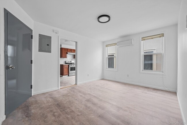 Building Photo - 58-44 Fresh Pond Rd