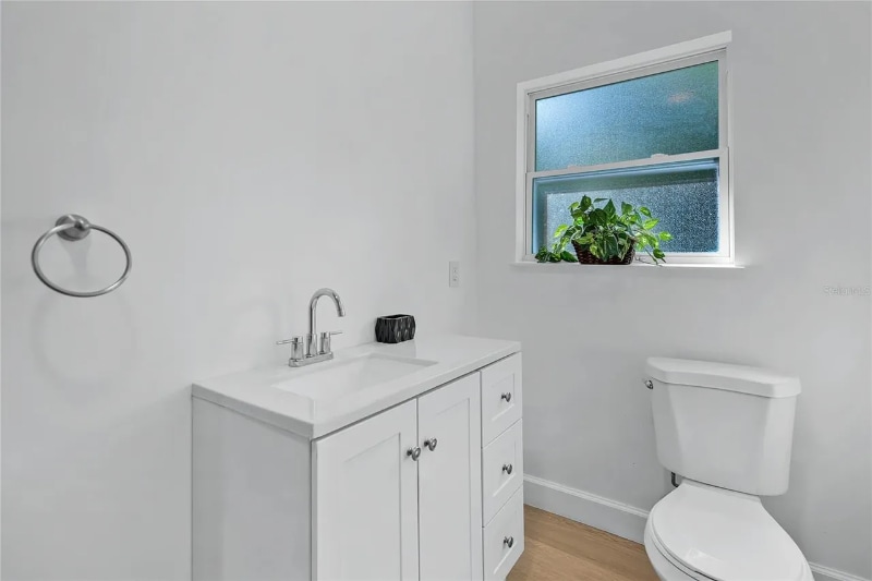 Building Photo - 1305 Fairview Ave