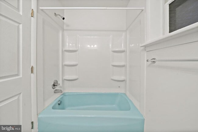 Building Photo - 1117 W Moyamensing Ave