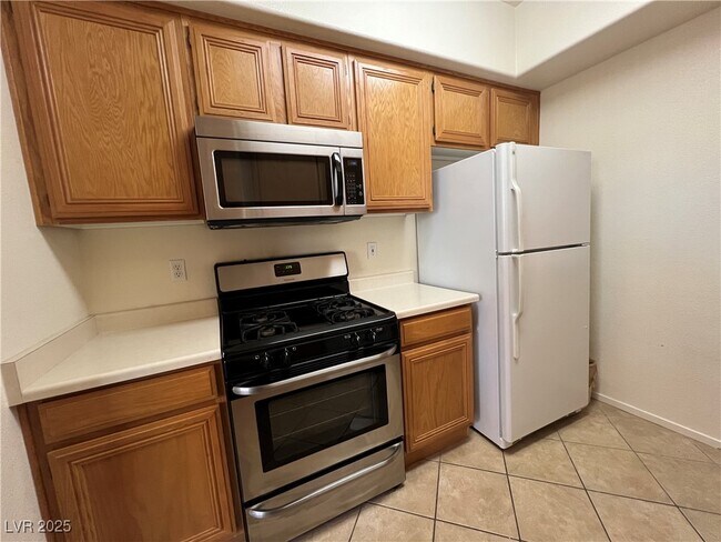 Building Photo - 7139 S Durango Dr