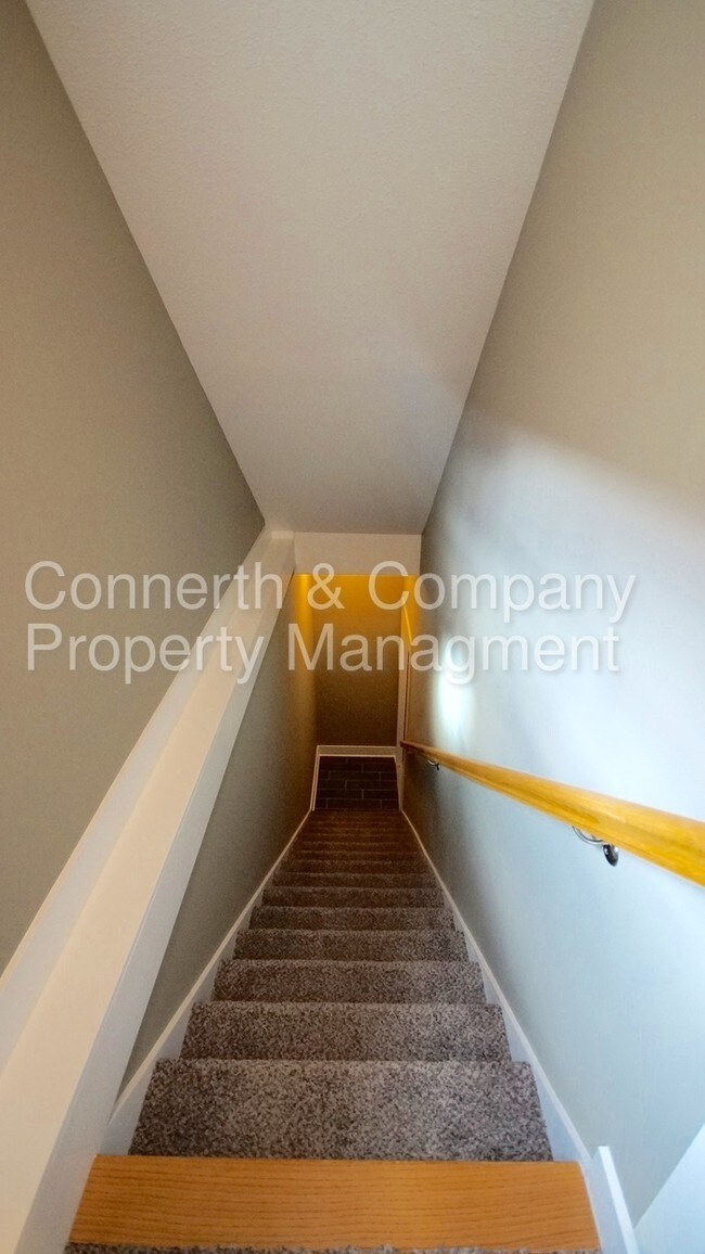 Building Photo - 108 Marion St