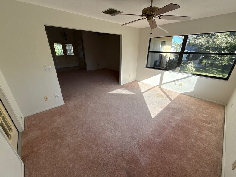 Building Photo - 3781 N Passion Flower Way