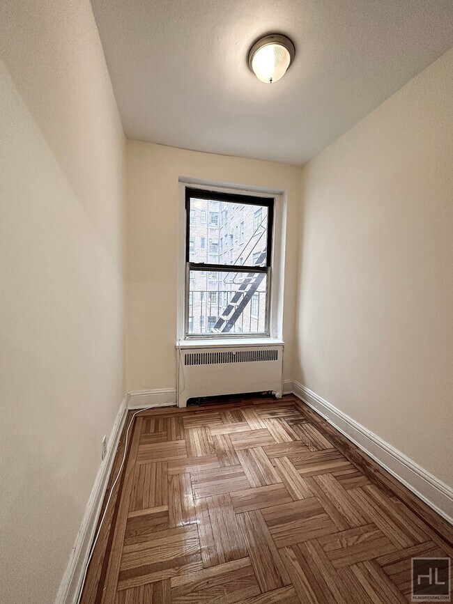 Building Photo - EAST 85 STREET