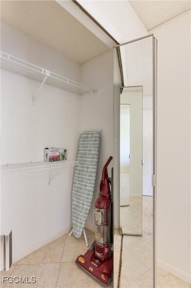 Building Photo - 15126 Parkside Dr