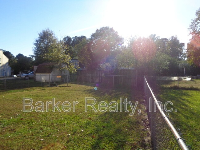Building Photo - 8031 Perry Creek Rd