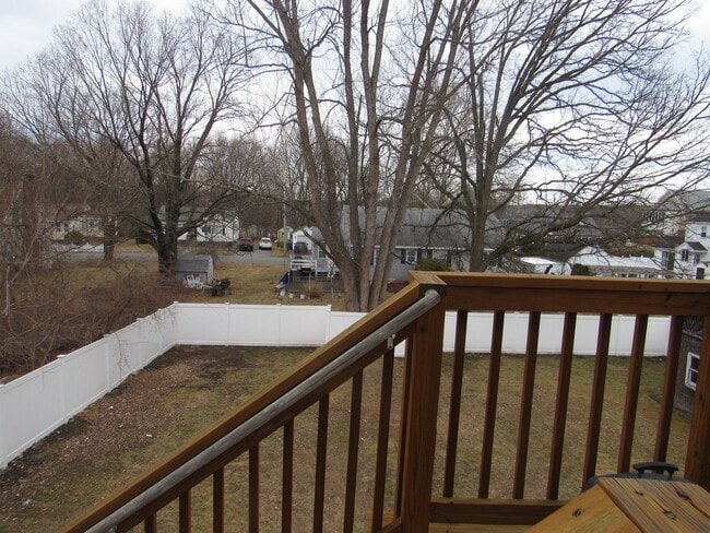 Building Photo - Dracut Beautiful 5 Bedroom Apartment Ready for Occupancy!!