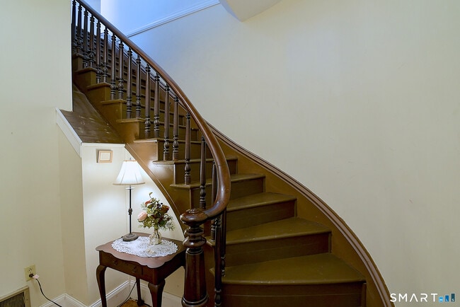 Building Photo - 26 Greene Ave