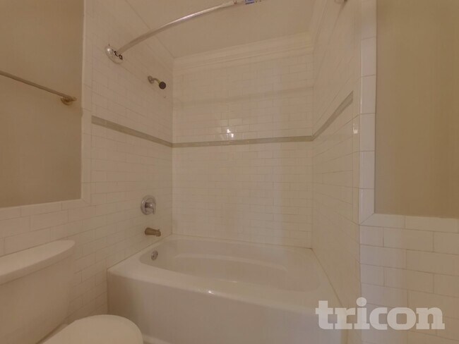 Building Photo - 1140 Johns Landing Ct