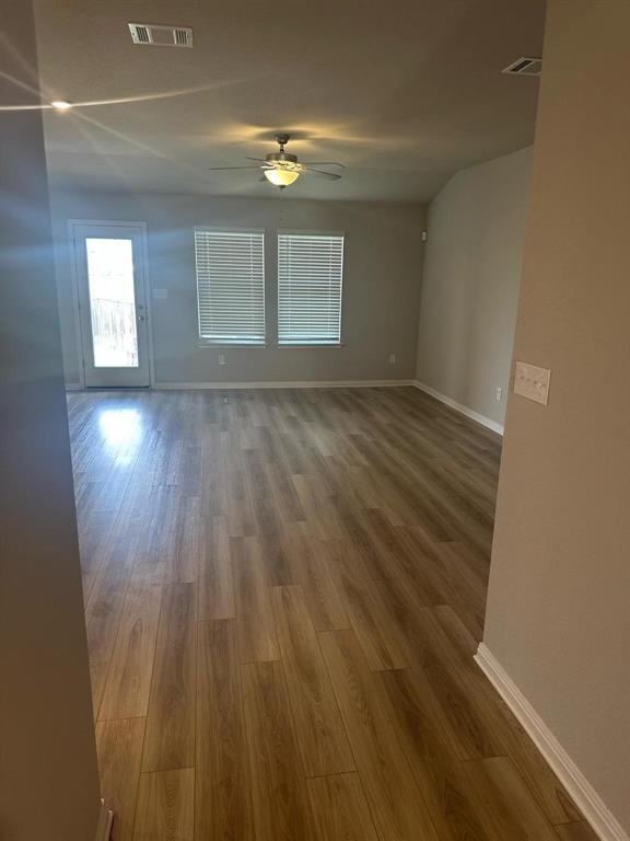 Building Photo - 14020 Heartland Dr