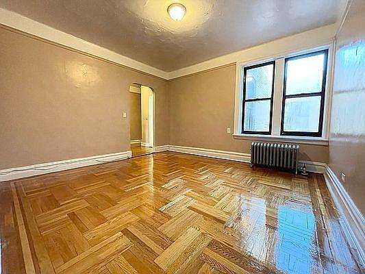 Primary Photo - 3 bedroom in BRONX NY 10463