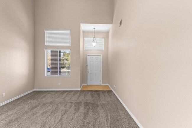 Building Photo - NW!! GATED!! Playground!!!Low maintenance ...