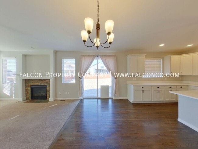 Building Photo - 10726 Maroon Peak Wy