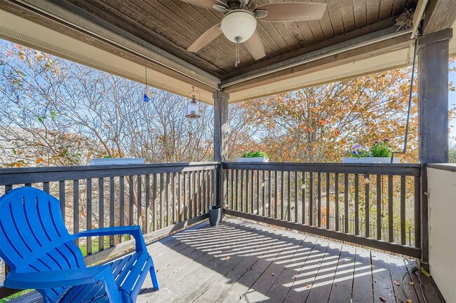 Building Photo - 212 Great Cir Cove