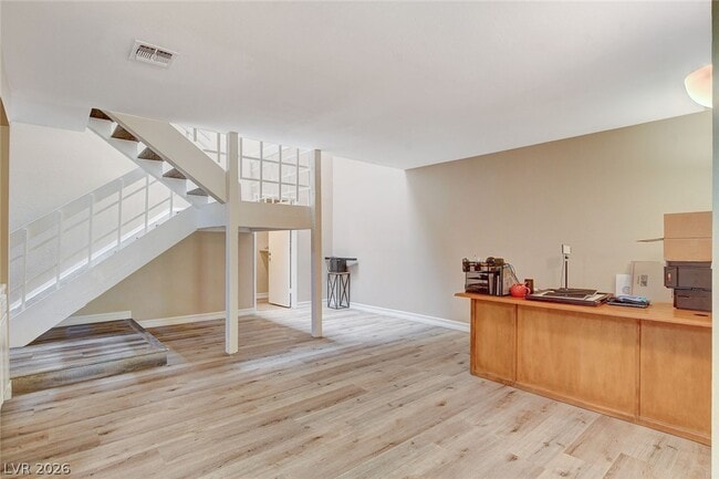 Building Photo - 2408 El Cortez Ave