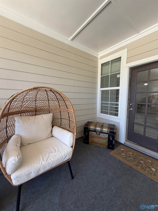 Building Photo - 5 Atherton Cir SW