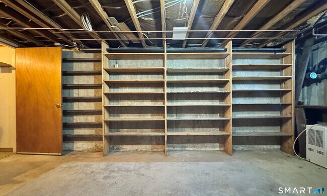 Building Photo - 107 Chestnut St