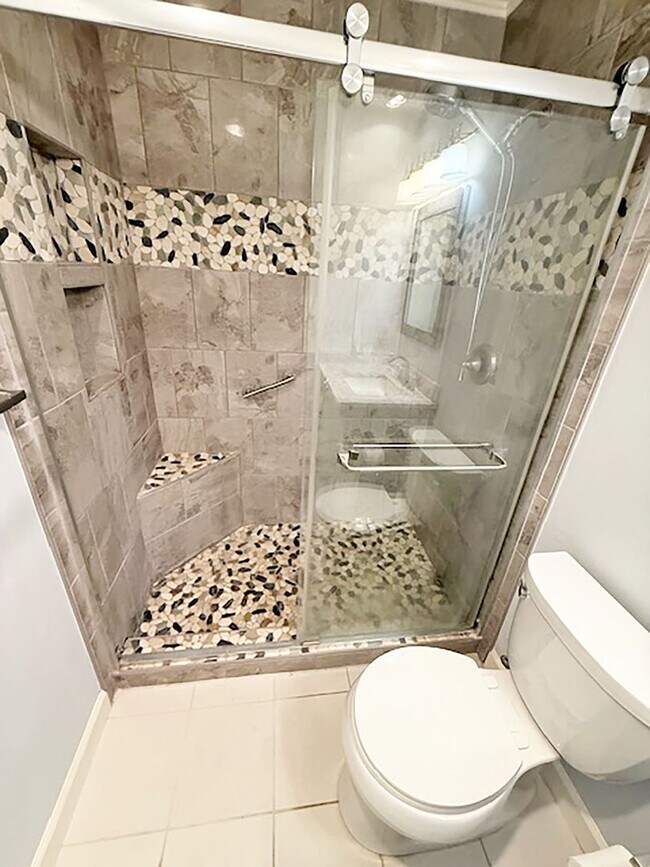 Building Photo - Beautiful 3 bed 2 bath home in The Colony Tx