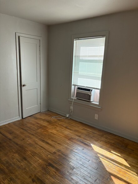 Building Photo - 2821 Corbitt St