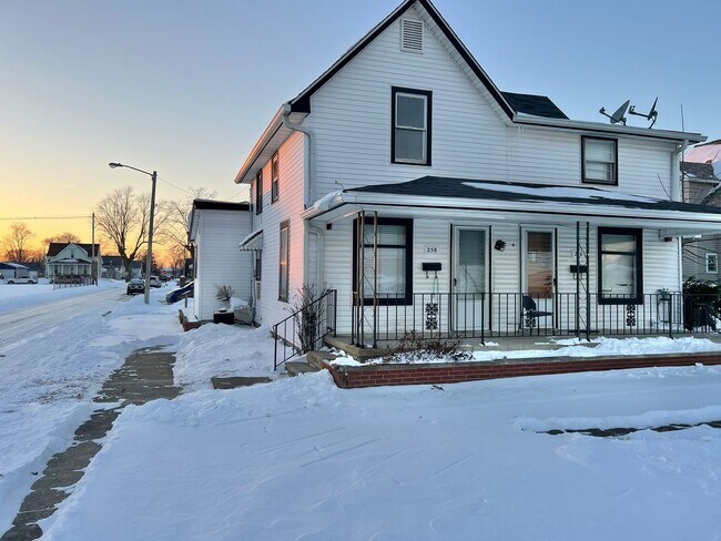 Building Photo - 014