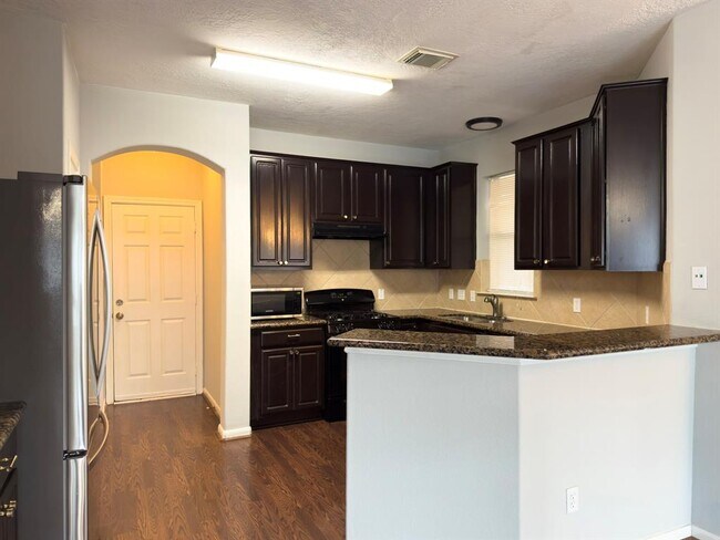 Building Photo - 5227 Brinkman Ct